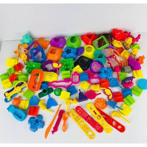 Playdoh Mixed Lot of Accessories Molds Good Mix For Kids Starter - Picture 1 of 10